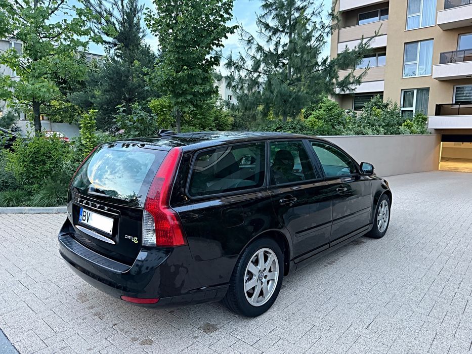 VOLVO V50 2012 — imagine 4