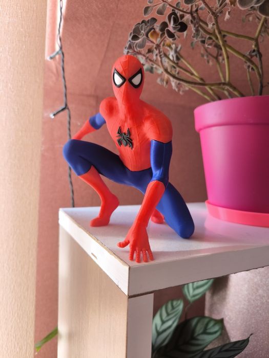 Spiderman фигурка