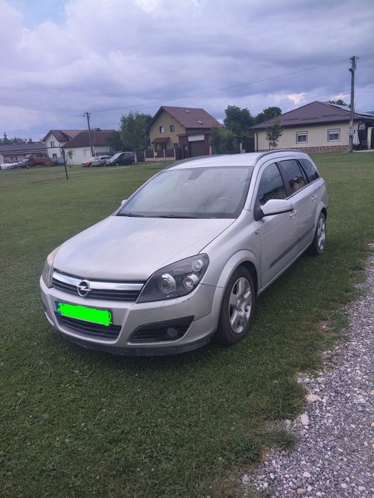 Vând Opel Astra h 1.9 dizel