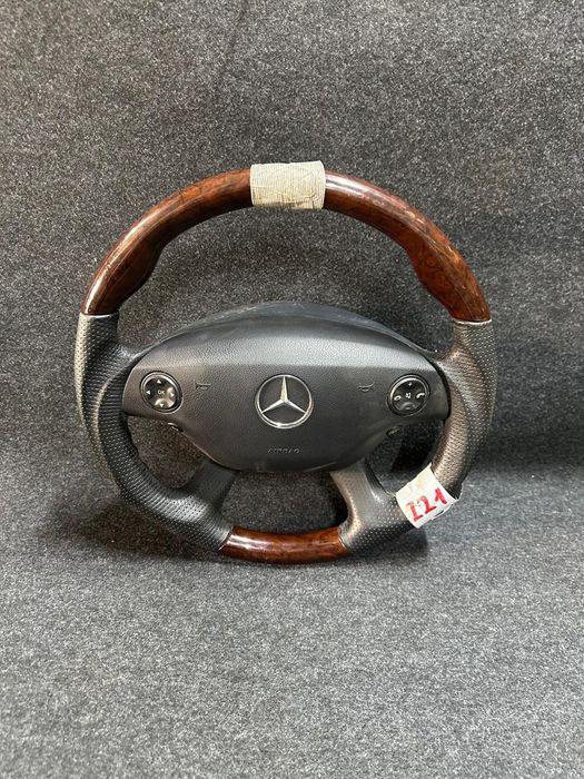 Руль Mercedes benz w221