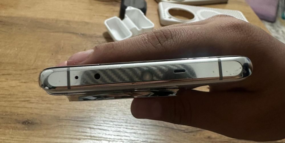 One plus 12 white China version