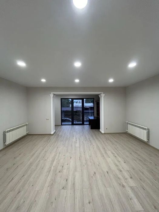 Нежилое помещение на Дархан 335квм