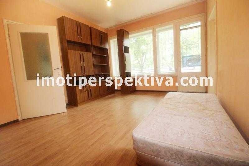 Продава се Двустаен апартамент в Пловдив, Център - 63 кв.м за 2024 €/кв.м - Снимка #3