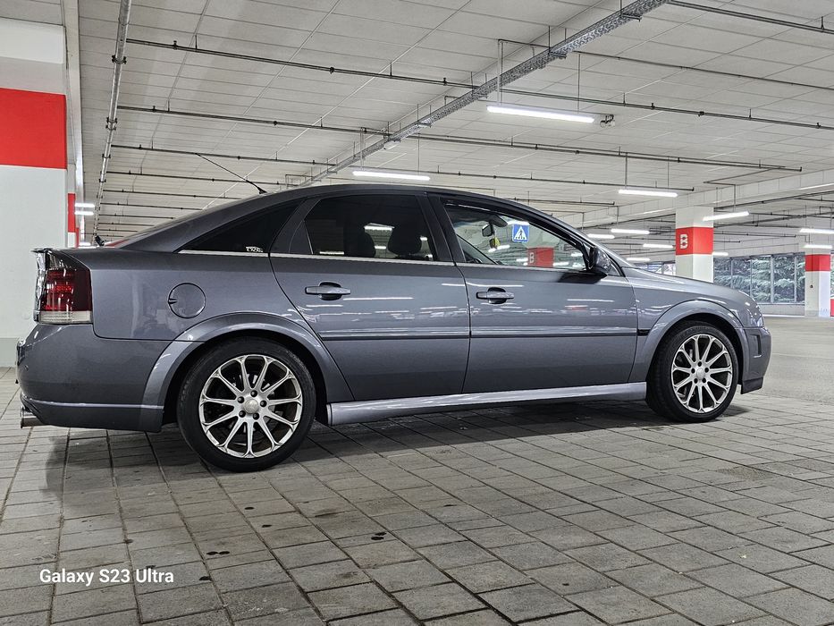 Продавам Опел Вектра С/GTS