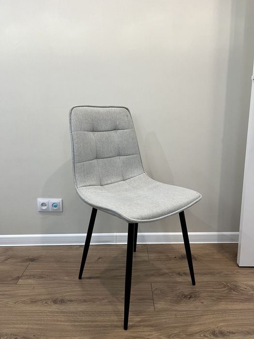 Продам стулья кухонные