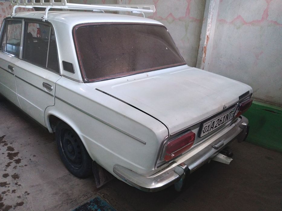 Vaz 2103 sotiladi antikvar nomerda