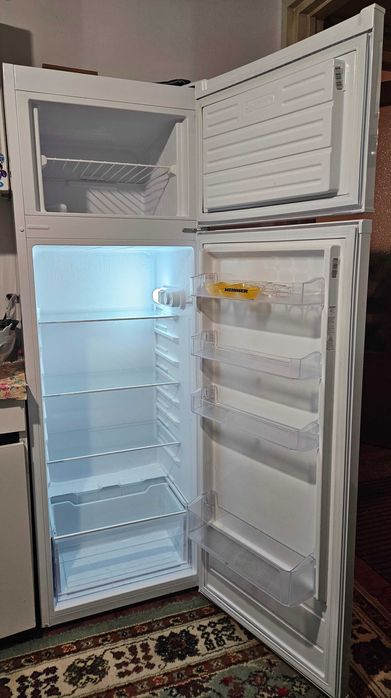 Frigider Heinner HF-V242E++, 242 L, Less Frost, GARANTIE 2,5 ani