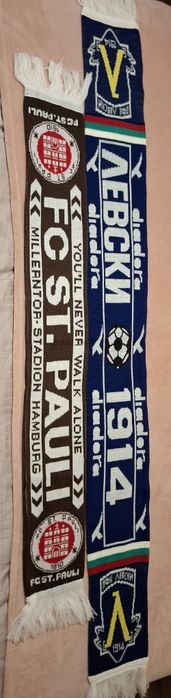 Футболни шалове ,тениски и знаме