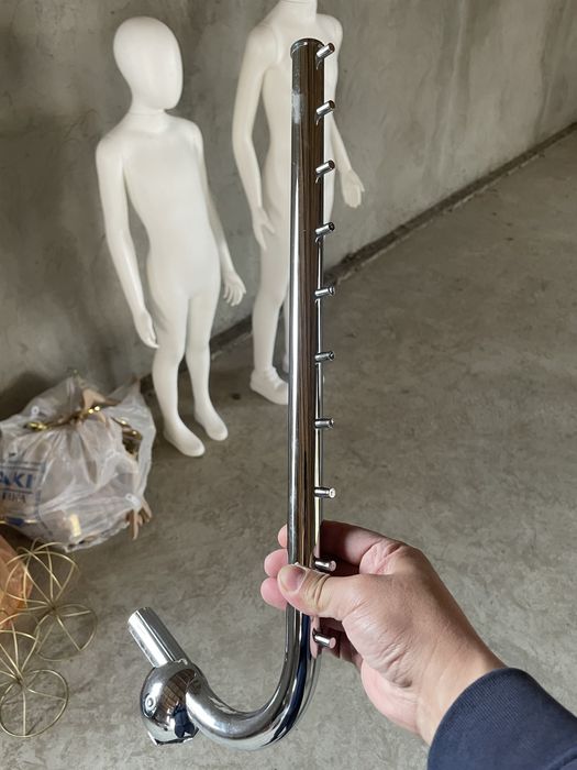 Манекен, вешалки