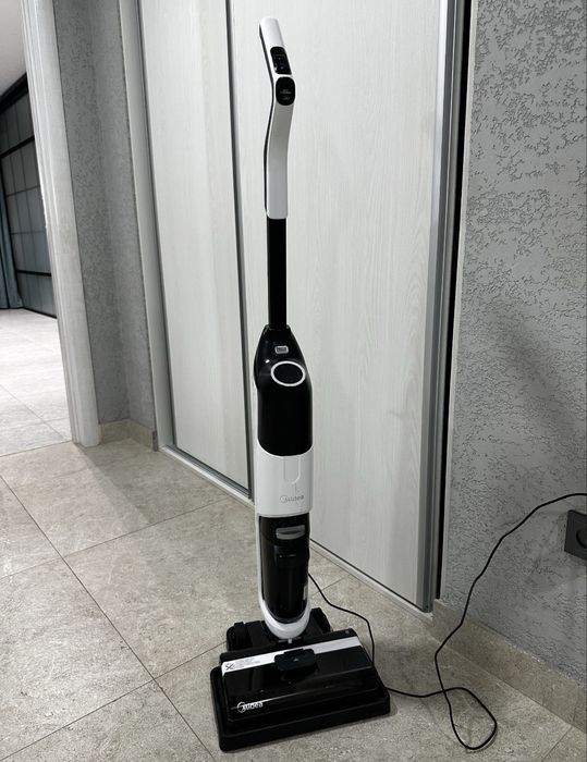 Моющий пылесос Midea X6