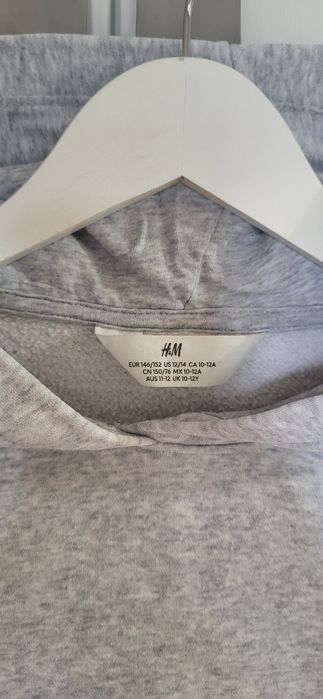 Вещи на девочку размер 146 -158