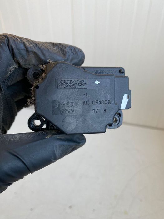 Motoras recirculare aeroterma Volvo S40 V50 C30 V40 4N5H-19E616-6652A 30733779