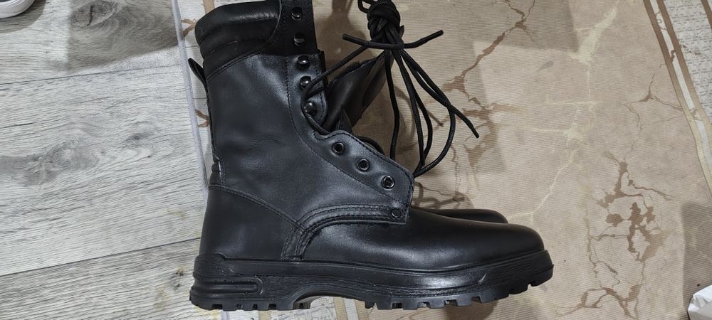 Берцы зимний 42р