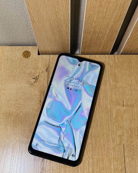 Samsung ideal srochna sotiladi