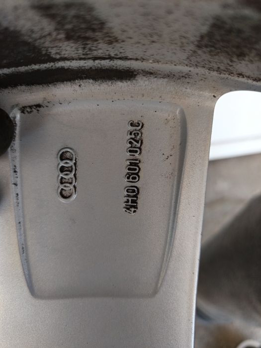 19ц.Оригинални джанти за Ауди Q5 5х112