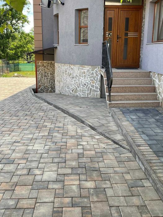 Pavaje curți și alei de la 120 lei/mp | Lucrare completă + borduri