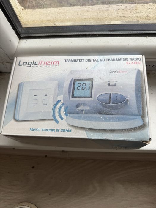 Centrala termica pe gaz conventionala Arca Pixel 25F 25 kW