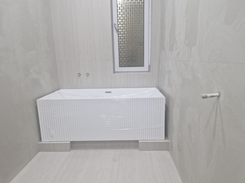 Продаётся Ванна новая