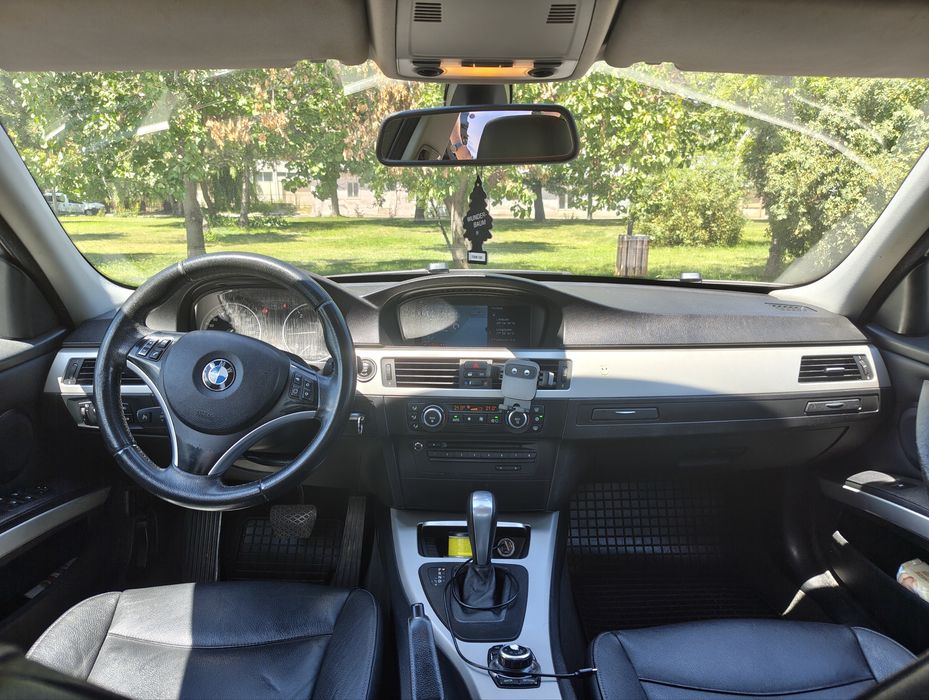 BMW  E90 320D Sedan  Facelift 2009 N47