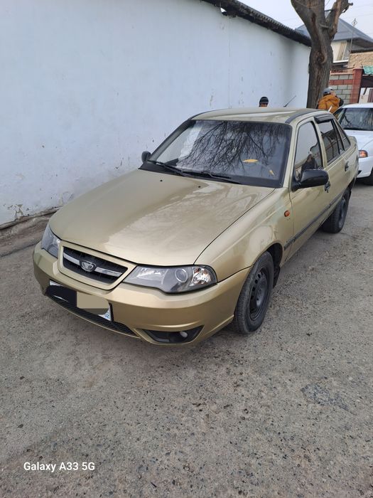 Сотилади Nexia 2
