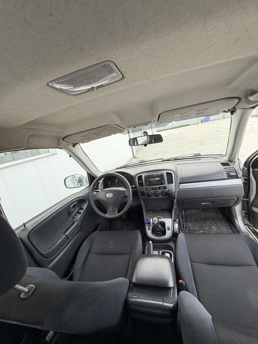 Suzuki Grand Vitara 2005 , 2.0 benzina