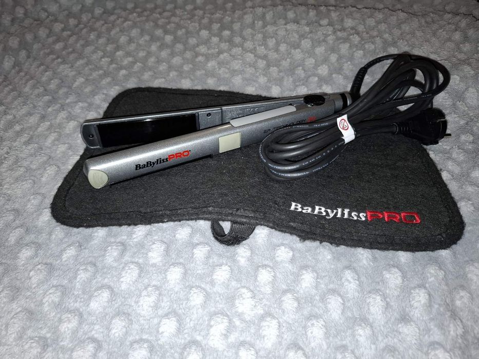 Продавам професионална  преса за коса