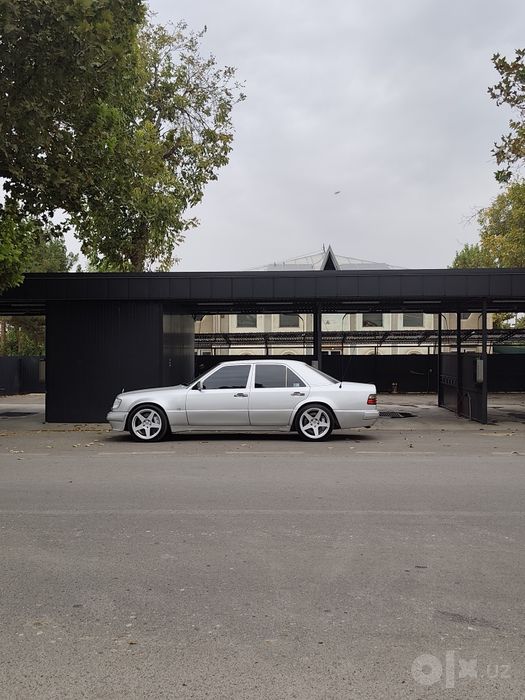 W 124 ideal holatda