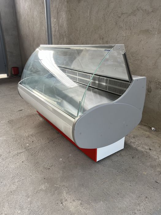 Витринный холодильник Таир 1-8