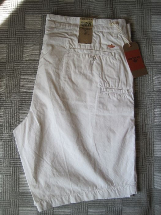 Pantaloni scurți Dockers, albi, mărimea 38 (XXL)