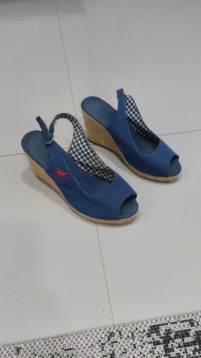 Sandale panza cu toc