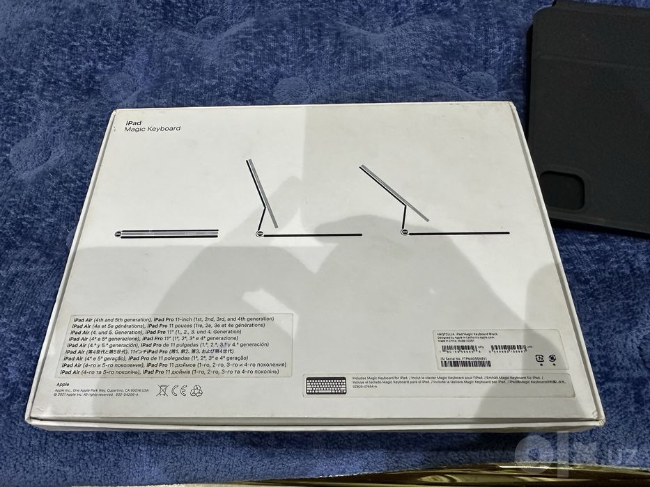 * чехол клавиатура для Apple iPad в идеальном состоянии