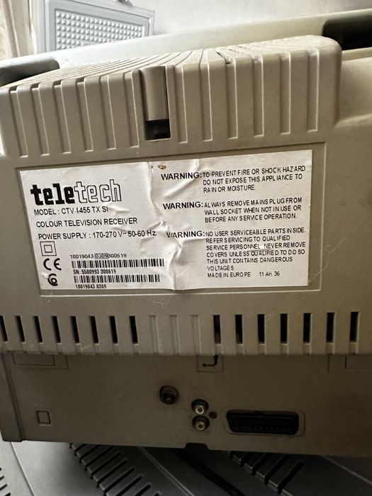 2 CRT телевизора + 2 декодера