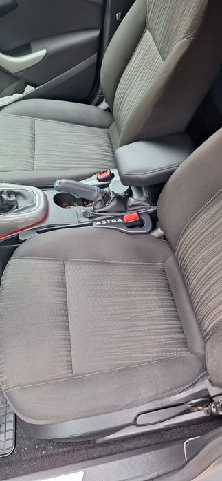 Opel Astra J  1.6 + GPL