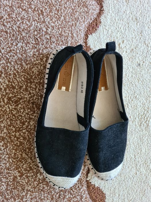 Обувки и маратонки