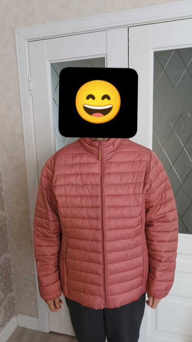 Продам женские куртки