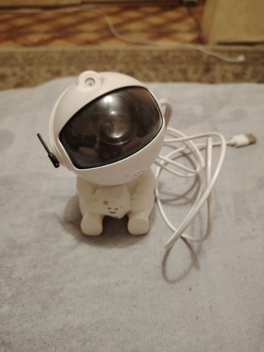 Ночник-светильник космонавт