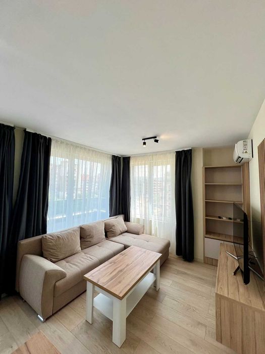 Дава се под наем Тристаен апартамент в София, Студентски град - 108 кв.м за 899 € - Снимка #2