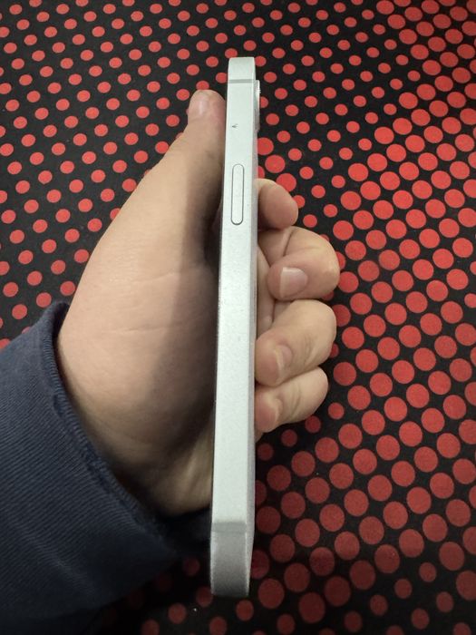 Iphone 16e 128 tali 100% yomkost da