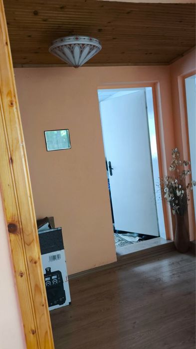 Масивна къща в центъра на града
