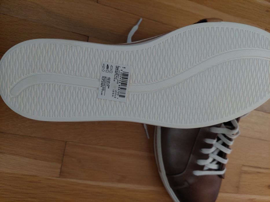 Сникърси от естествена кожа Clarks 39 wide fit