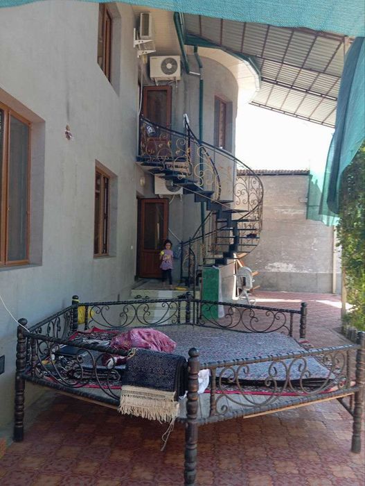 uy sotiladi mevazorda