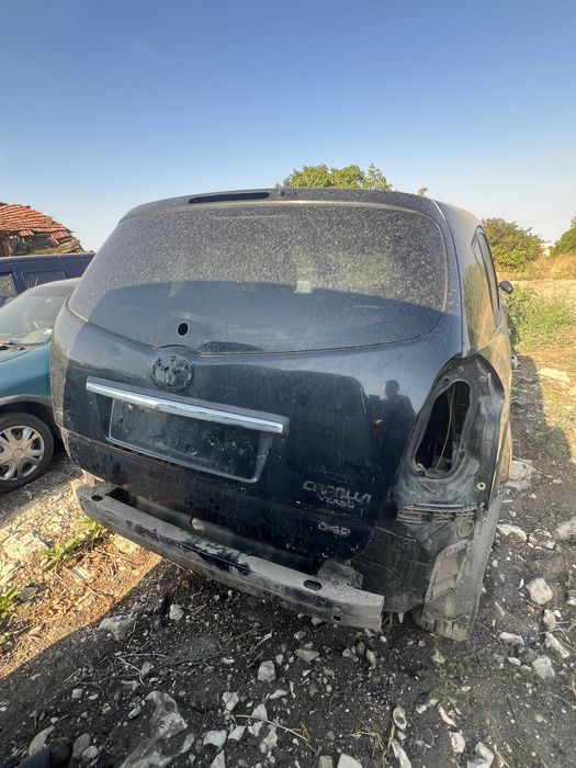 Toyota Corolla Verso НА ЧАСТИ