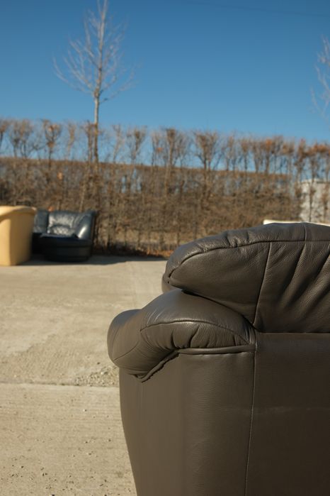 Colțar U din piele ~ Negru elegant