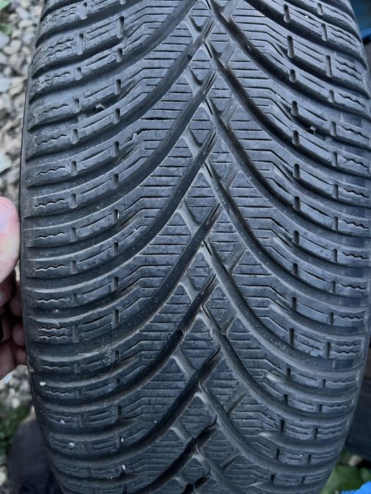 215/60 16 BFGoodrich g-Force Winter2