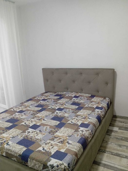 Vand apartament  2 camere