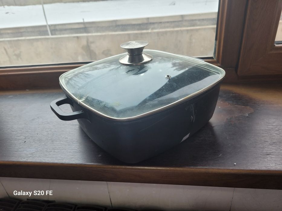 Продам квадратный казан