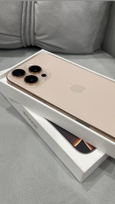 Продаю iphone 16 pro max