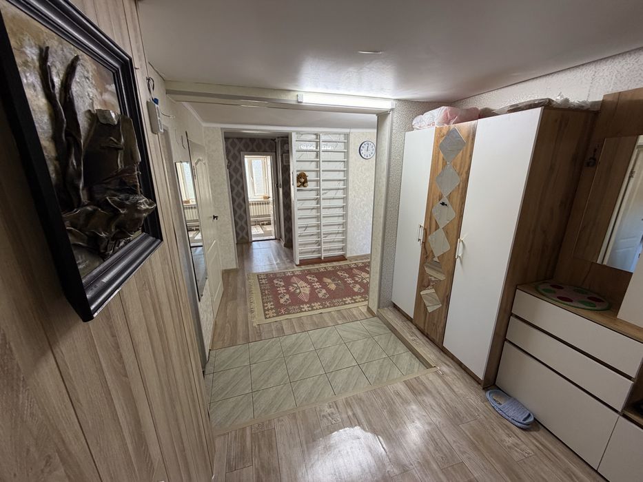 Продается дом 4-х комнатный, 0,8 соток
