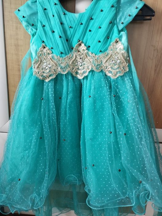 Платье на девочку