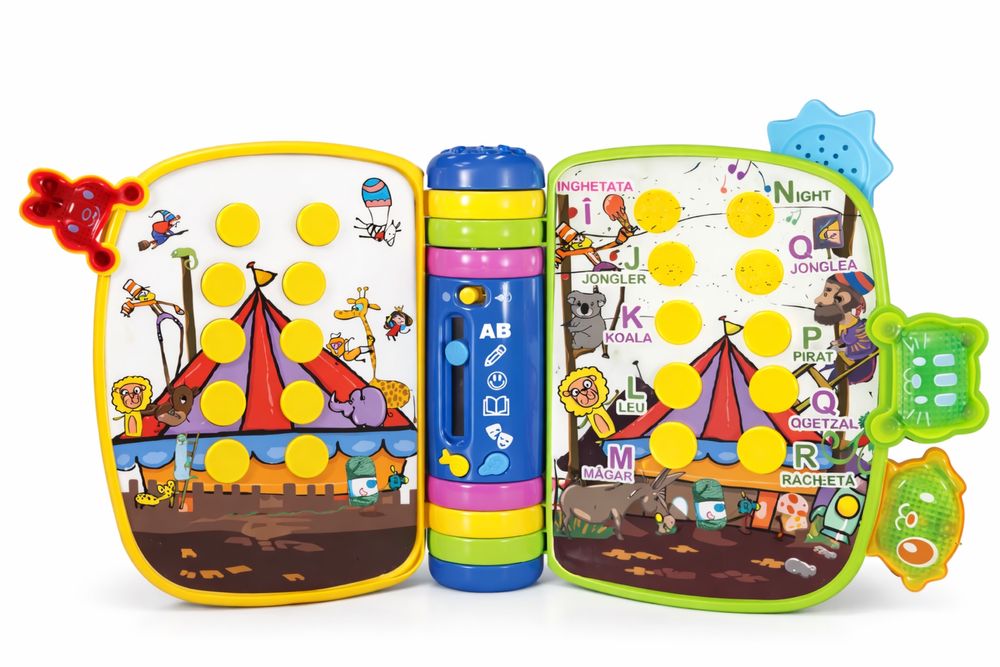 Set 4 jucarii si carti